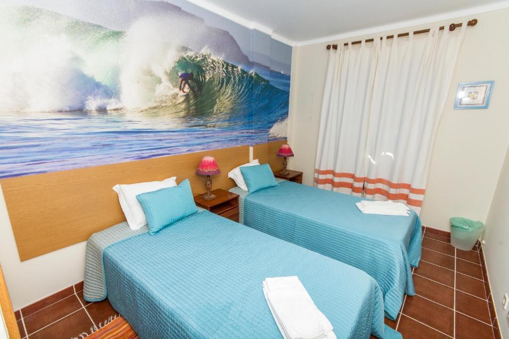 Supertubos Beach Hostel Peniche Room photo